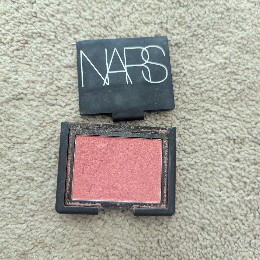 Makeup Stuff - Picture 3 of 12